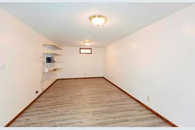 401  Oak Ridge Ct, Fort Atkinson, WI 53538 - Photo 30