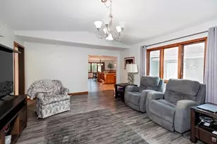 401 Oak Ridge Ct, Fort Atkinson, WI 53538 - Photo 16