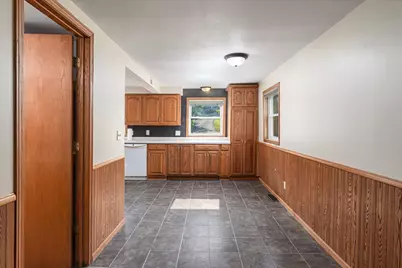 706 S Washington Ave, Viroqua, WI 54665 - Photo 4