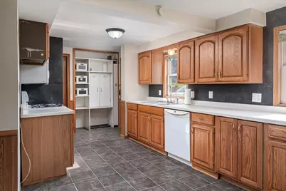 706 S Washington Ave, Viroqua, WI 54665 - Photo 2