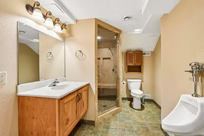 150 N 87th St, Wauwatosa, WI 53226 - Photo 24