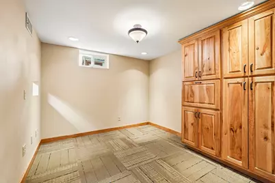 150 N 87th St, Wauwatosa, WI 53226 - Photo 28
