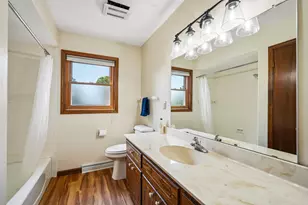 150 N 87th St, Wauwatosa, WI 53226 - Photo 16