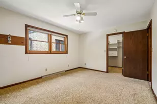 150 N 87th St, Wauwatosa, WI 53226 - Photo 18