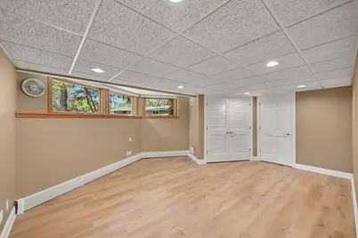 5792  Finch Ln, Greendale, WI 53129 - Photo 30