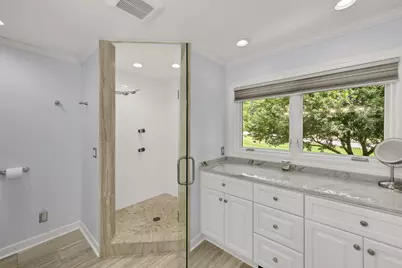 5792  Finch Ln, Greendale, WI 53129 - Photo 24