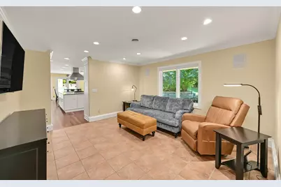 5792  Finch Ln, Greendale, WI 53129 - Photo 18