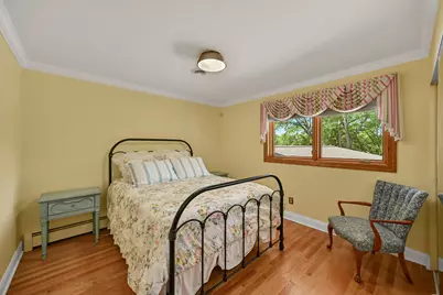 5792  Finch Ln, Greendale, WI 53129 - Photo 26