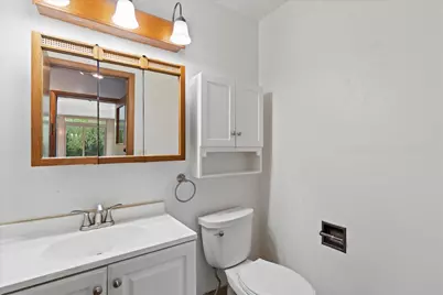 9041 N Rexleigh Dr, Bayside, WI 53217 - Photo 18