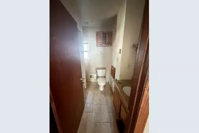 1524 S 87th St, West Allis, WI 53214 - Photo 6