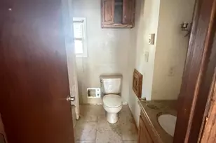 1524 S 87th St, West Allis, WI 53214 - Photo 6