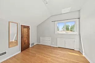 145 N 70th St, Milwaukee, WI 53213 - Photo 22