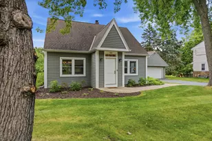 202 S Highland Ave, Thiensville, WI 53092 - Photo 1