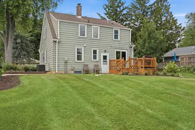 202 S Highland Ave, Thiensville, WI 53092 - Photo 22