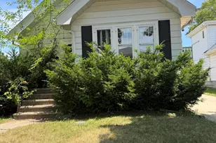 1944 S 89th St, West Allis, WI 53227 - Photo 1