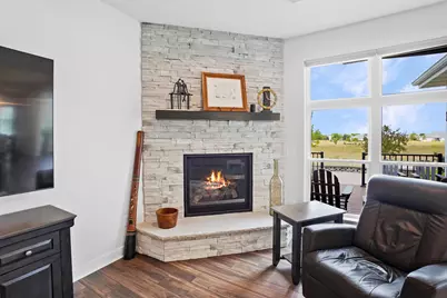 2929  Mendota Dr, Summit, WI 53066 - Photo 16