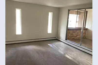 11946 W Mill Rd #11, Milwaukee, WI 53225 - Photo 10