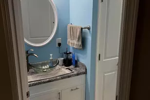 N114W16720 Crown Dr, Germantown, WI 53022 - Photo 16