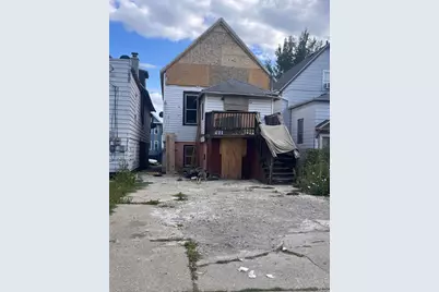 2412 W Maple St #2414, Milwaukee, WI 53204 - Photo 2