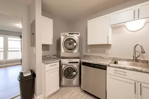 N114W16680 Crown Dr, Germantown, WI 53022 - Photo 16