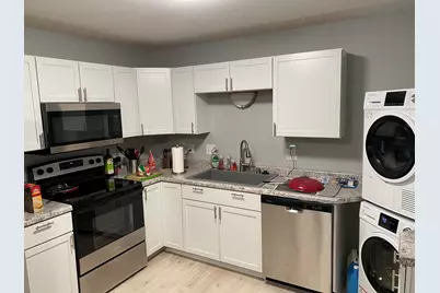 N114W16680  Crown Dr #4, Germantown, WI 53022 - Photo 30