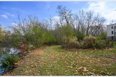 N114W16680  Crown Dr #4, Germantown, WI 53022 - Photo 40