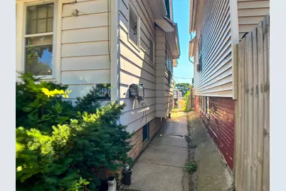1532 S 23rd St, Milwaukee, WI 53204 - Photo 4