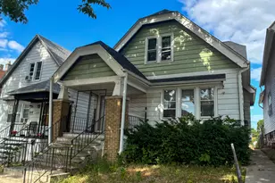 1532 S 23rd St, Milwaukee, WI 53204 - Photo 2