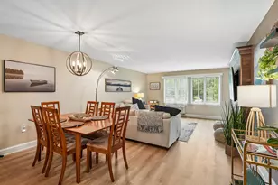 21 Matterhorn Cir, Geneva, WI 53147 - Photo 10