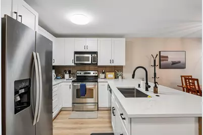 21  Matterhorn Cir #12, Geneva, WI 53147 - Photo 8