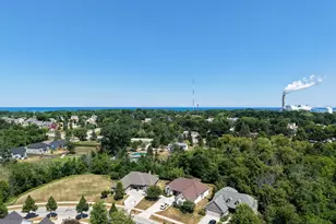 10375 S Monardy Ln, Oak Creek, WI 53154 - Photo 54