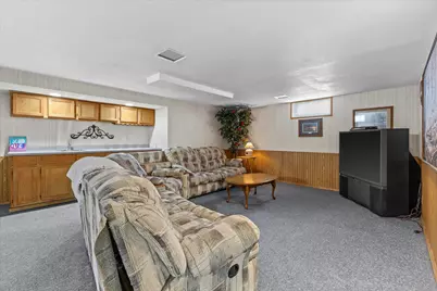 725  Oak St, South Milwaukee, WI 53172 - Photo 20