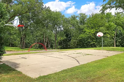 N2404  Giles Dr, Bloomfield, WI 53105 - Photo 38