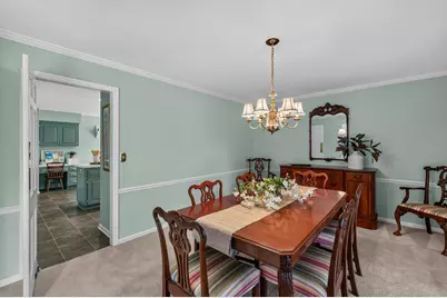 945 W Shaker Cir, Mequon, WI 53092 - Photo 16