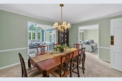 945 W Shaker Cir, Mequon, WI 53092 - Photo 12