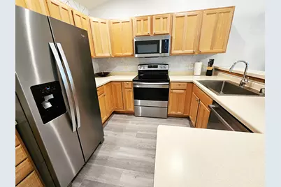2178  Pine Ridge Ct #D, Grafton, WI 53024 - Photo 28