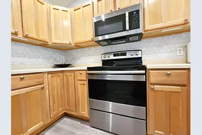 2178  Pine Ridge Ct #D, Grafton, WI 53024 - Photo 30