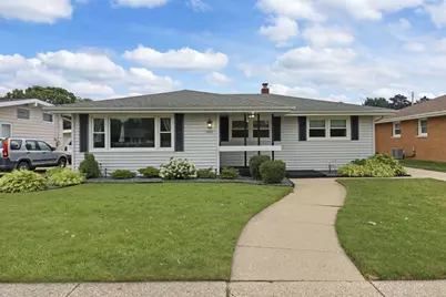 7927  20th Ave, Kenosha, WI 53143 - Photo 2