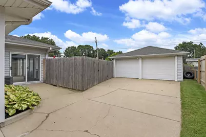 7927  20th Ave, Kenosha, WI 53143 - Photo 26
