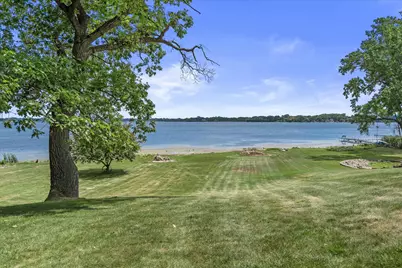 7301 W Wind Lake Rd, Racine, WI 53185 - Photo 2