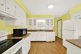 1827 Creek Rd, West Bend, WI 53090 - Photo 12