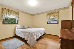 1827 Creek Rd, West Bend, WI 53090 - Photo 18