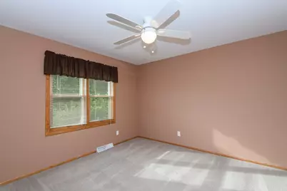 N75W28050  Schmidt Ln, Merton, WI 53029 - Photo 28
