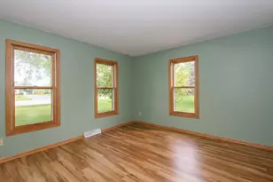 N75W28050 Schmidt Ln, Merton, WI 53029 - Photo 16
