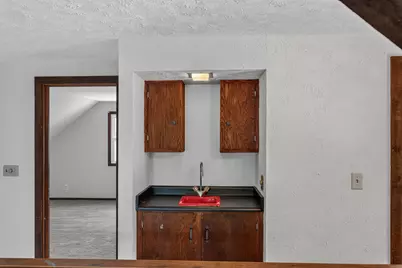10404 W Darnel St, Milwaukee, WI 53224 - Photo 14