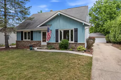 10404 W Darnel St, Milwaukee, WI 53224 - Photo 1