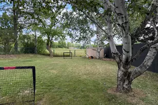 5713 W Calumet Rd, Milwaukee, WI 53223 - Photo 84