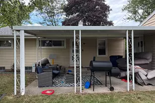 5713 W Calumet Rd, Milwaukee, WI 53223 - Photo 18