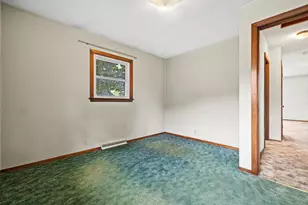 1815 Jupiter Ave, Racine, WI 53404 - Photo 12