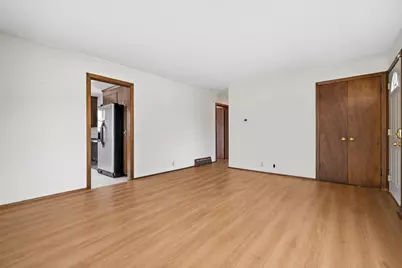 1815  Jupiter Ave, Racine, WI 53404 - Photo 4